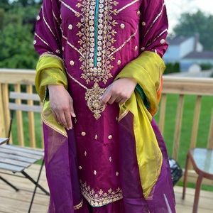 Pakistani Designer Luxury Pret by Maan Mehraan